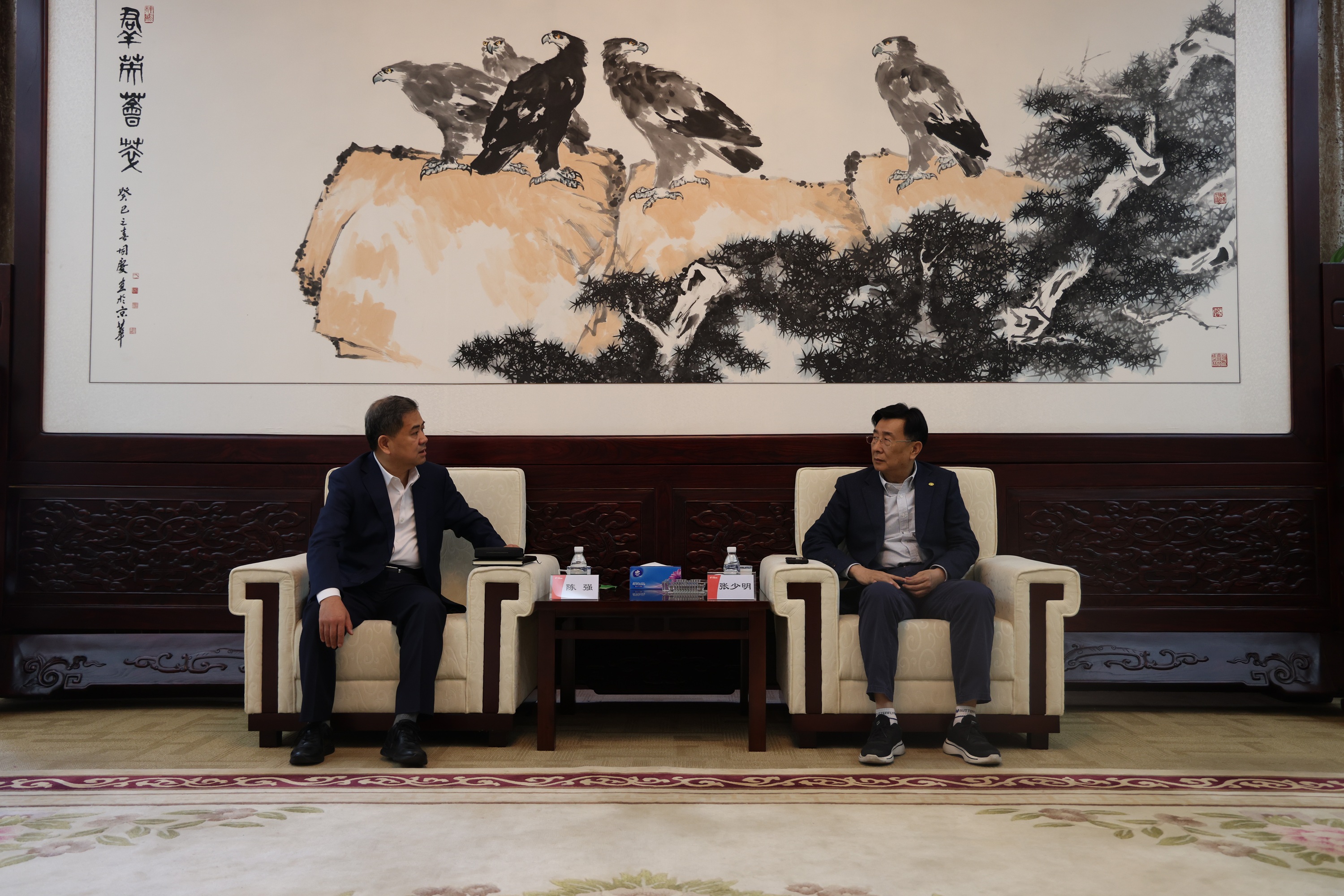 松原市委副書記、市長(zhǎng)陳強(qiáng)一行到訪中國(guó)鋼研